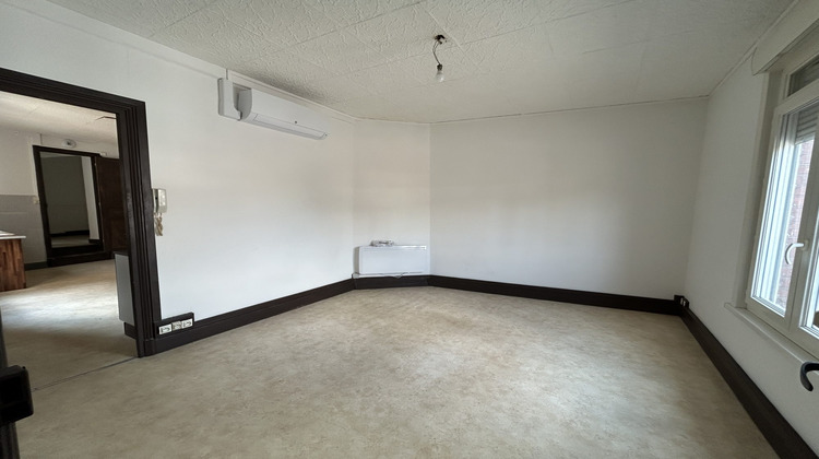 Ma-Cabane - Location Appartement Le Cateau-Cambrésis, 67 m²
