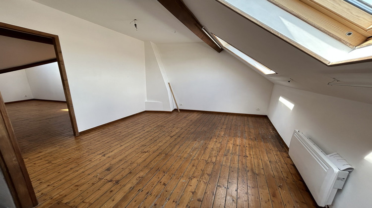 Ma-Cabane - Location Appartement Le Cateau-Cambrésis, 67 m²