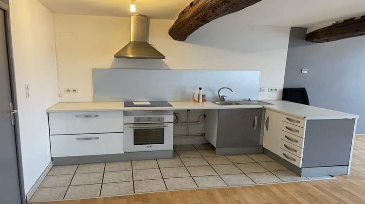 Ma-Cabane - Location Appartement Le Cateau-Cambrésis, 65 m²
