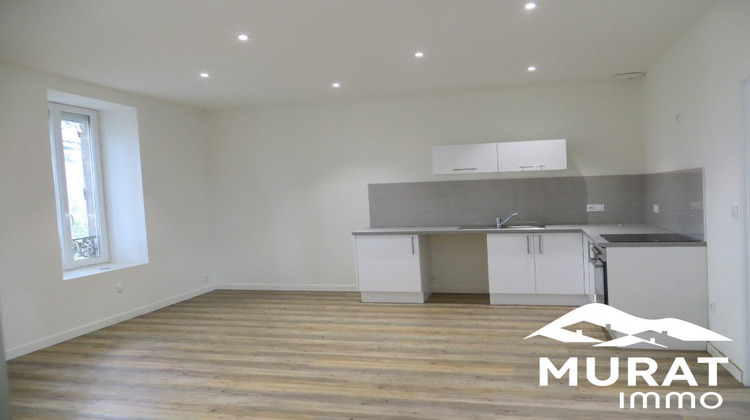 Ma-Cabane - Location Appartement Le Cendre, 48 m²