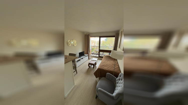 Ma-Cabane - Location Appartement LE CHESNAY, 20 m²