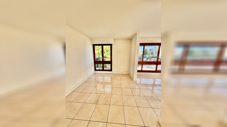 Ma-Cabane - Location Appartement LE CHESNAY, 91 m²