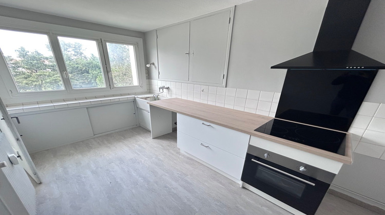 Ma-Cabane - Location Appartement Le Coteau, 58 m²