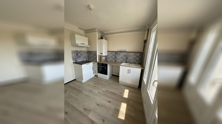 Ma-Cabane - Location Appartement Le Coteau, 43 m²