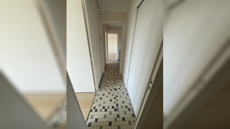 Ma-Cabane - Location Appartement Le Coteau, 43 m²