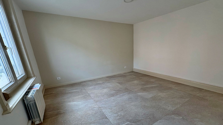 Ma-Cabane - Location Appartement LE COTEAU, 27 m²