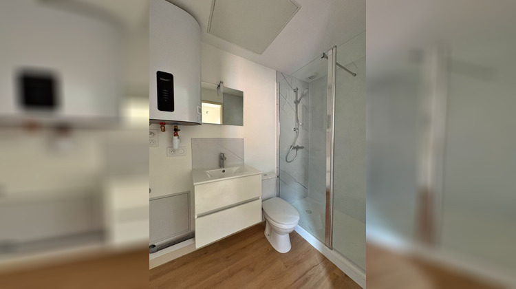 Ma-Cabane - Location Appartement LE COTEAU, 29 m²