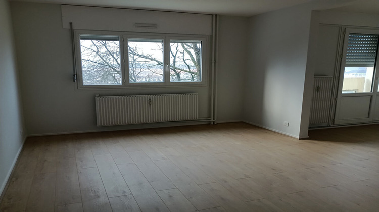 Ma-Cabane - Location Appartement LE CREUSOT, 72 m²