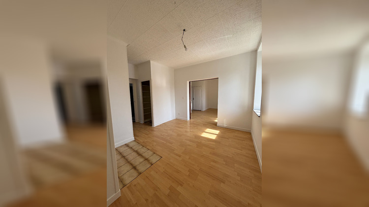 Ma-Cabane - Location Appartement LE CREUSOT, 82 m²