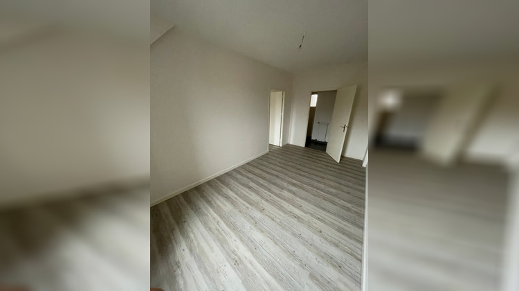 Ma-Cabane - Location Appartement LE CREUSOT, 56 m²