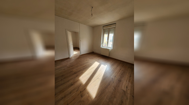 Ma-Cabane - Location Appartement LE CREUSOT, 76 m²