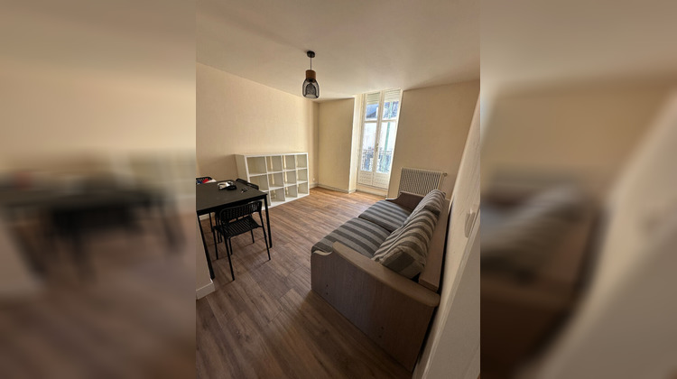 Ma-Cabane - Location Appartement LE CREUSOT, 37 m²