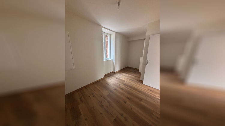 Ma-Cabane - Location Appartement LE CREUSOT, 32 m²