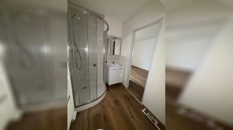 Ma-Cabane - Location Appartement LE CREUSOT, 32 m²