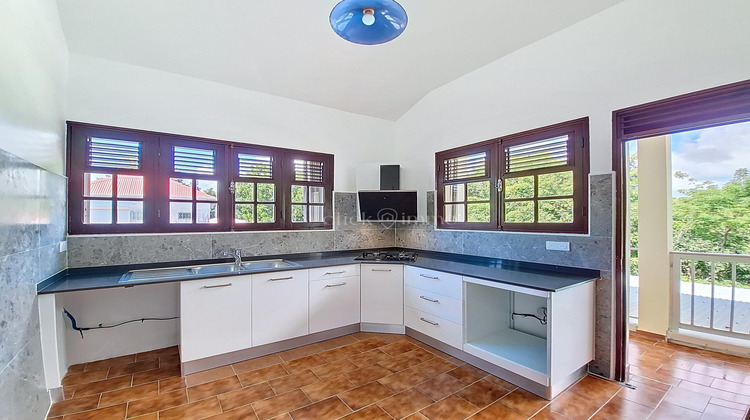 Ma-Cabane - Location Appartement Le Gosier, 120 m²