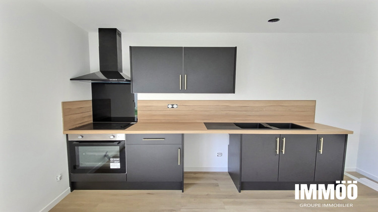 Ma-Cabane - Location Appartement Le Houlme, 70 m²