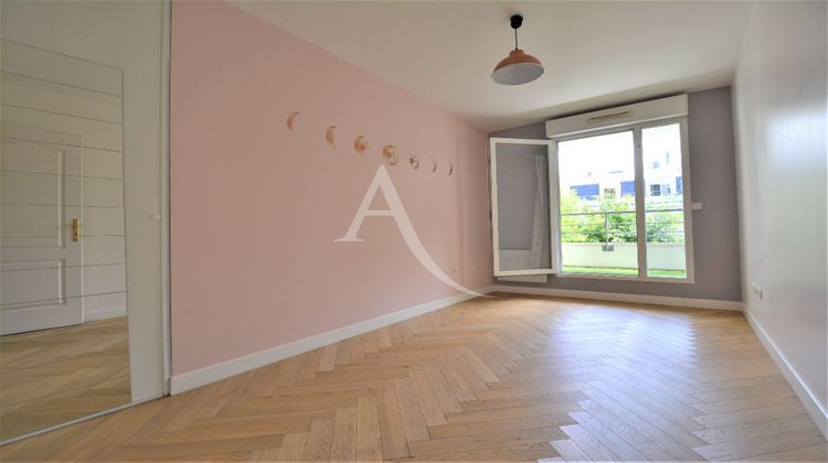 Ma-Cabane - Location Appartement LE KREMLIN-BICETRE, 68 m²