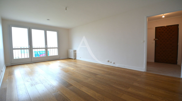 Ma-Cabane - Location Appartement LE KREMLIN-BICETRE, 57 m²