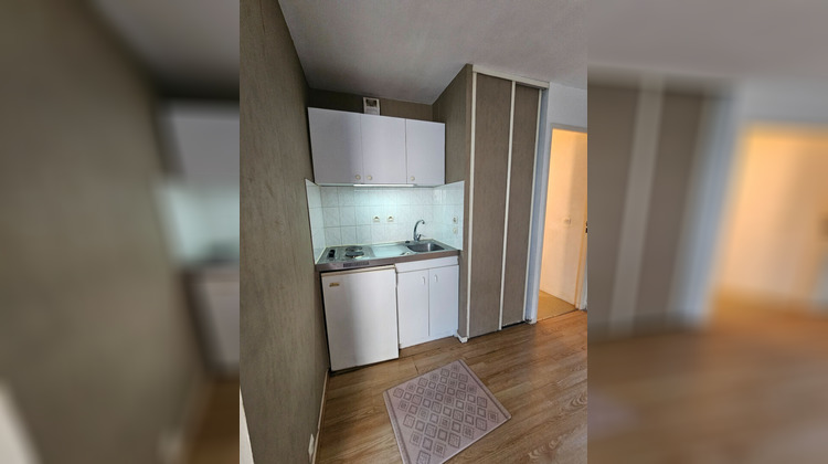 Ma-Cabane - Location Appartement LE KREMLIN-BICETRE, 18 m²