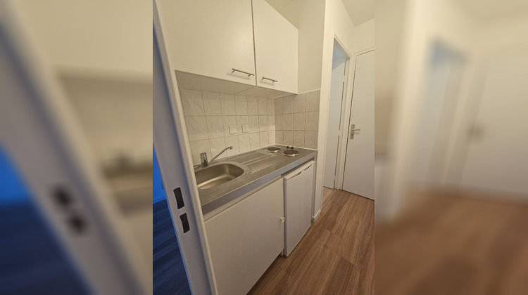 Ma-Cabane - Location Appartement LE KREMLIN-BICETRE, 17 m²