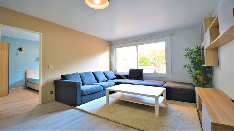 Ma-Cabane - Location Appartement LE KREMLIN-BICETRE, 47 m²