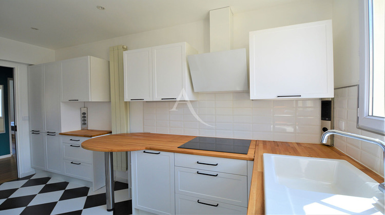 Ma-Cabane - Location Appartement LE KREMLIN-BICETRE, 58 m²