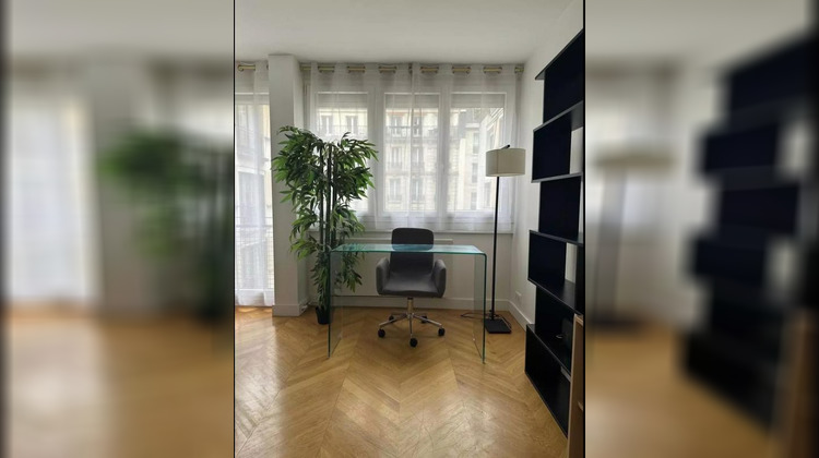 Ma-Cabane - Location Appartement LE KREMLIN BICETRE, 31 m²