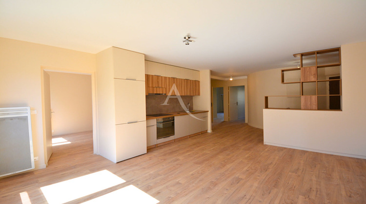 Ma-Cabane - Location Appartement LE KREMLIN-BICETRE, 81 m²