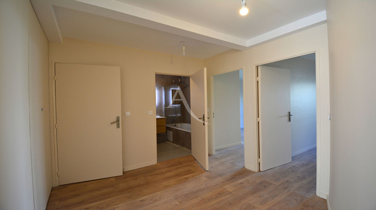 Ma-Cabane - Location Appartement LE KREMLIN-BICETRE, 81 m²