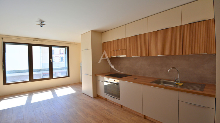 Ma-Cabane - Location Appartement LE KREMLIN-BICETRE, 81 m²