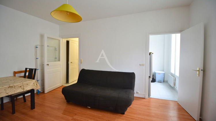 Ma-Cabane - Location Appartement LE KREMLIN-BICETRE, 38 m²