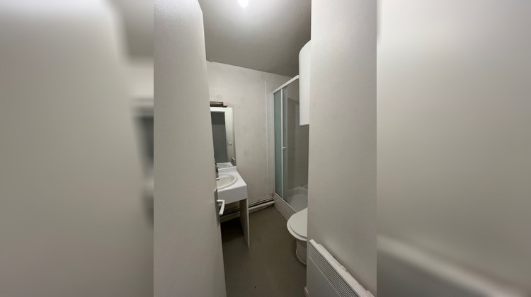 Ma-Cabane - Location Appartement LE KREMLIN-BICETRE, 17 m²