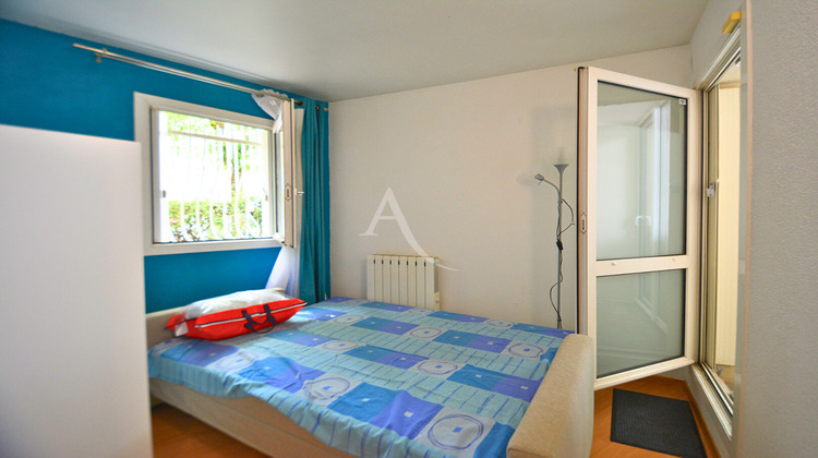 Ma-Cabane - Location Appartement LE KREMLIN-BICETRE, 65 m²