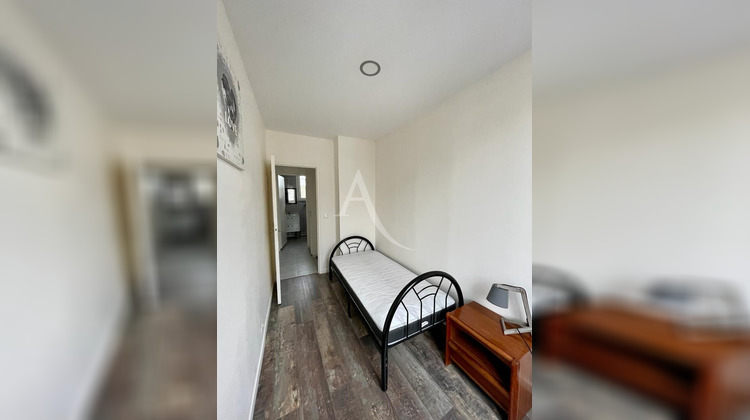 Ma-Cabane - Location Appartement LE KREMLIN-BICETRE, 33 m²