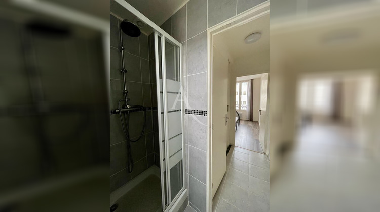 Ma-Cabane - Location Appartement LE KREMLIN-BICETRE, 33 m²