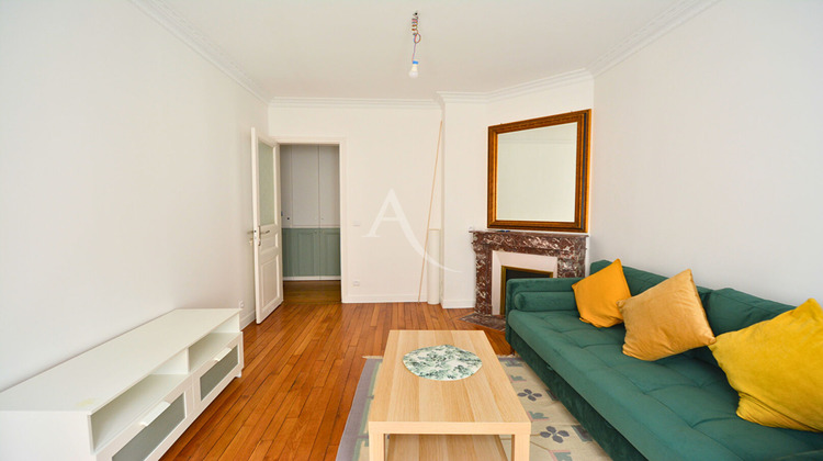 Ma-Cabane - Location Appartement LE KREMLIN-BICETRE, 48 m²