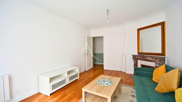 Ma-Cabane - Location Appartement LE KREMLIN-BICETRE, 48 m²
