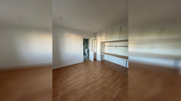 Ma-Cabane - Location Appartement LE KREMLIN-BICETRE, 23 m²