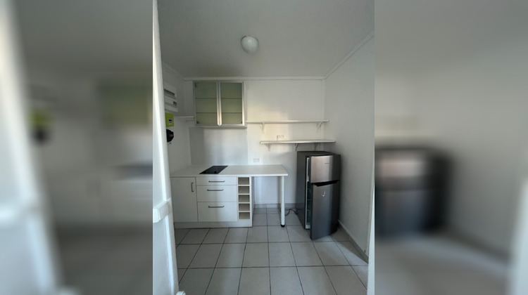 Ma-Cabane - Location Appartement LE KREMLIN-BICETRE, 23 m²