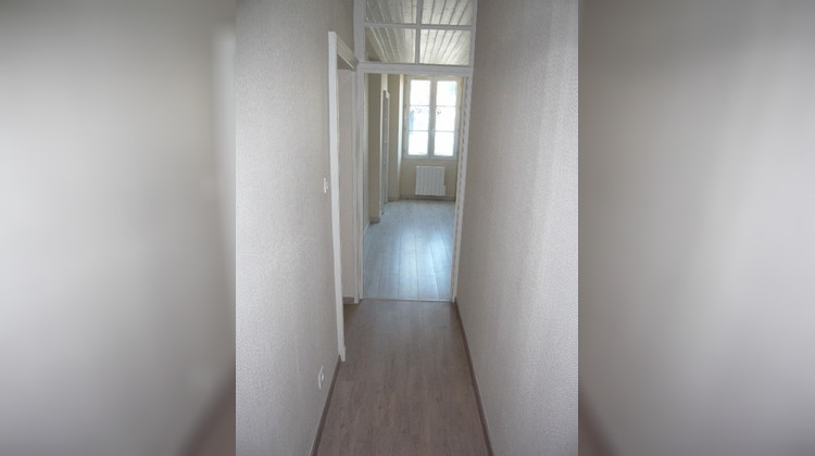 Ma-Cabane - Location Appartement LE LION-D'ANGERS, 63 m²