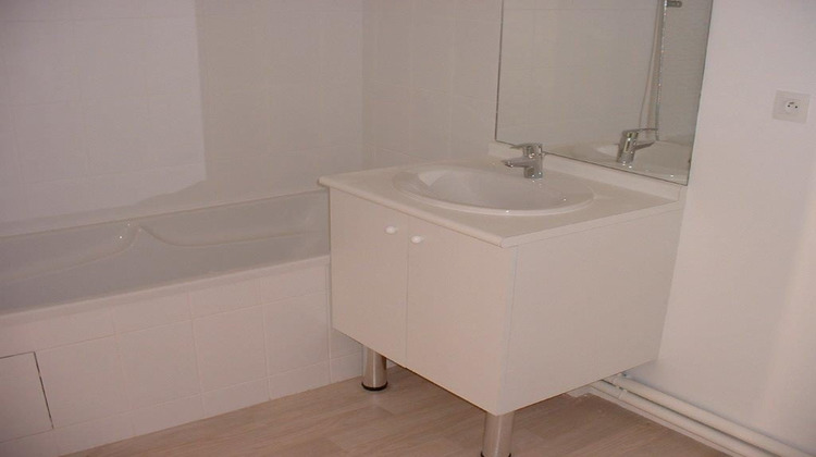 Ma-Cabane - Location Appartement Le Loroux-Bottereau, 67 m²