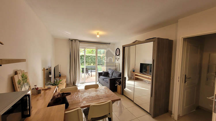 Ma-Cabane - Location Appartement Le Luc, 40 m²