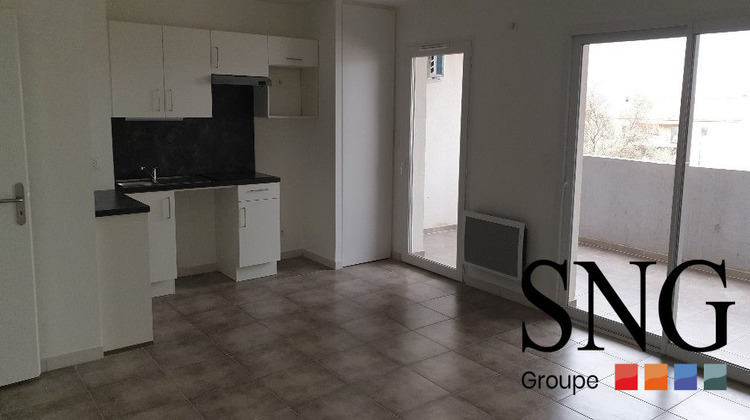 Ma-Cabane - Location Appartement Le Luc, 63 m²
