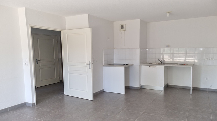Ma-Cabane - Location Appartement LE LUC, 42 m²