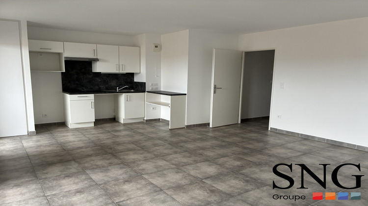 Ma-Cabane - Location Appartement Le Luc, 63 m²