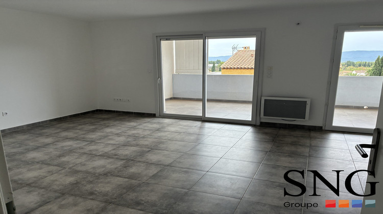 Ma-Cabane - Location Appartement Le Luc, 63 m²
