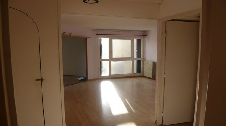 Ma-Cabane - Location Appartement Le Mée-sur-Seine, 57 m²