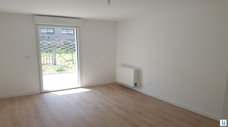 Ma-Cabane - Location Appartement LE MESNIL-ESNARD, 67 m²