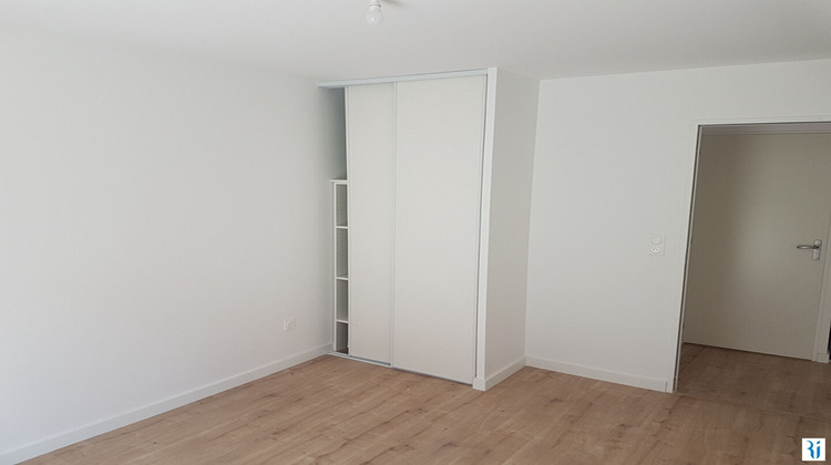 Ma-Cabane - Location Appartement LE MESNIL-ESNARD, 67 m²