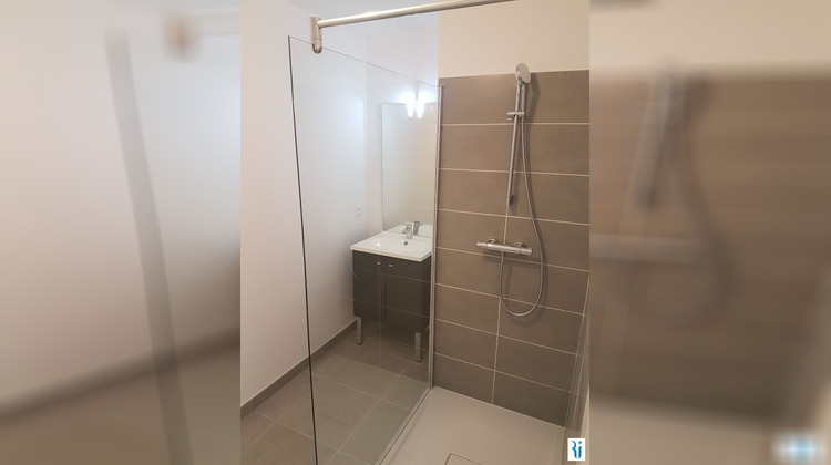 Ma-Cabane - Location Appartement LE MESNIL-ESNARD, 67 m²